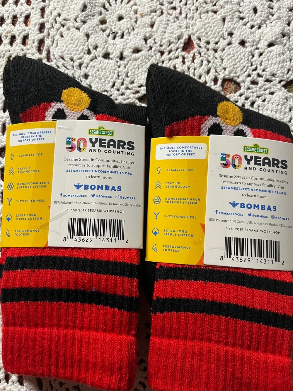 Bombas ELMO Youth Socks in Black and Red Sesame Street limited edition Two pairs